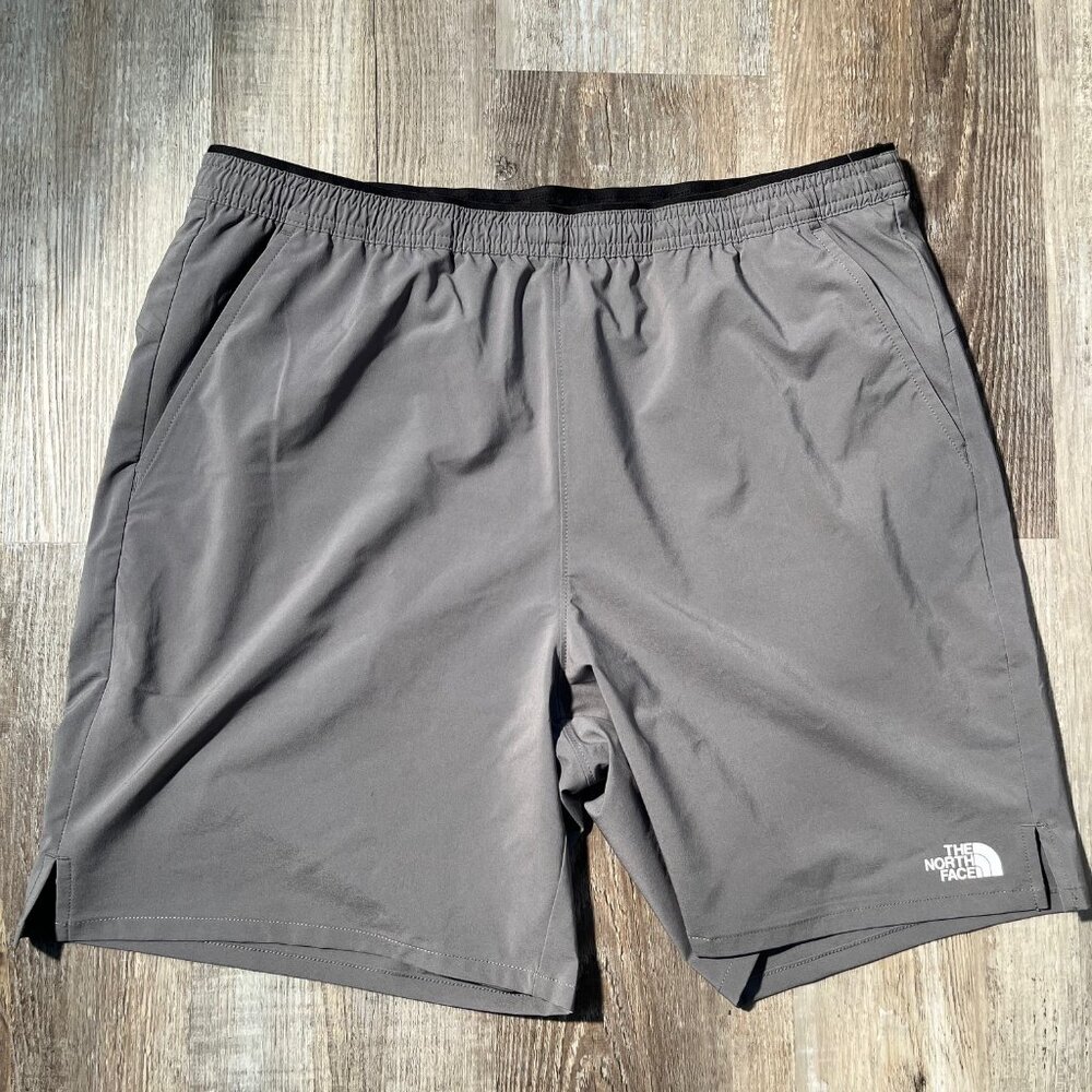 The North Face Men’s Wander Short 2.0, Smoked Pearl, Different Sizes
